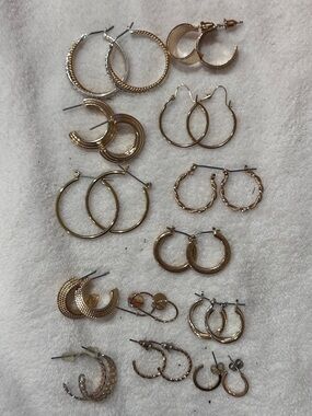 Gold-Tone Mixed Hoop Earring Set — Classic Women's Jewelry
